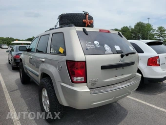 2009 Jeep Grand Cherokee Laredo - miniatura 6