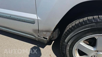 2009 Jeep Grand Cherokee Laredo - miniatura 31