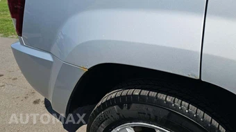 2009 Jeep Grand Cherokee Laredo - miniatura 35