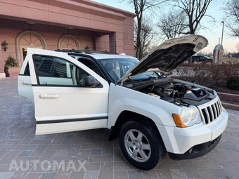 2009 Jeep Grand Cherokee Laredo - miniatura 14