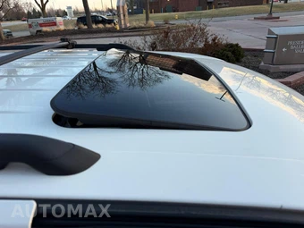 2009 Jeep Grand Cherokee Laredo - miniatura 24