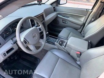 2009 Jeep Grand Cherokee Laredo - miniatura 35