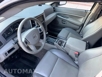 2009 Jeep Grand Cherokee Laredo - miniatura 50