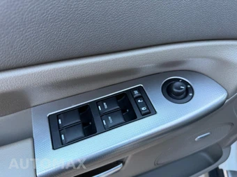 2009 Jeep Grand Cherokee Laredo - miniatura 51