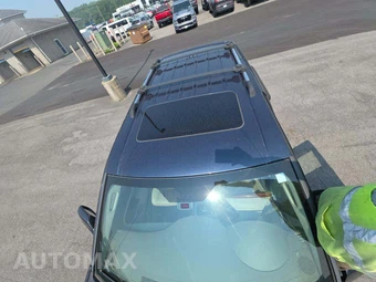 2009 Jeep Grand Cherokee Overland – miniatura 9