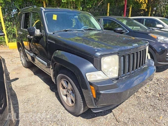 2009 Jeep Liberty Sport - miniatura 4