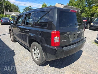 2009 Jeep Patriot Sport - miniatura 2