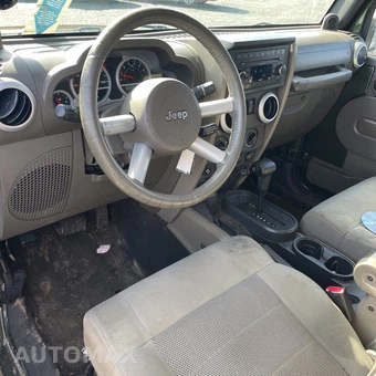 2009 Jeep Wrangler Sahara - miniatura 11