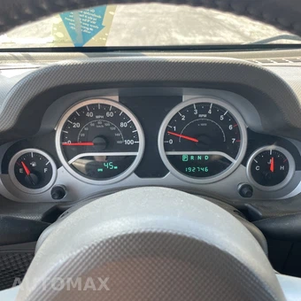 2009 Jeep Wrangler Sahara - miniatura 13