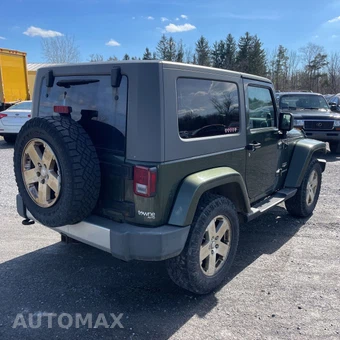 2009 Jeep Wrangler Sahara - miniatura 5