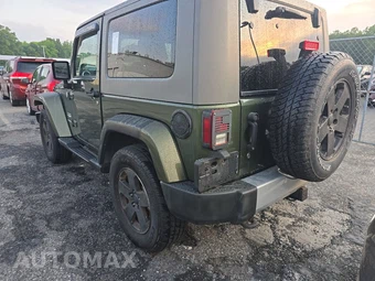 2009 Jeep Wrangler Sahara - miniatura 6