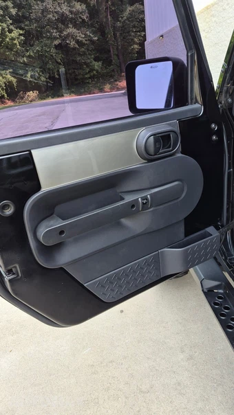 2009 Jeep Wrangler Unlimited Rubicon - miniatura 27
