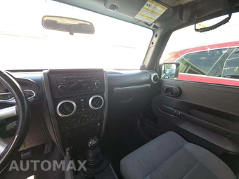 2009 Jeep Wrangler Unlimited Sahara – miniatura 10