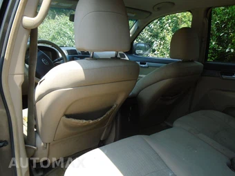 2009 Kia Borrego LX – miniatura 24