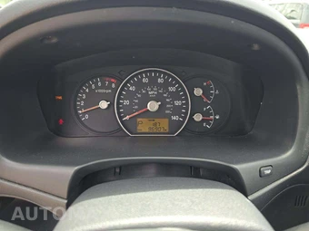 2009 Kia Rondo LX – miniatura 9