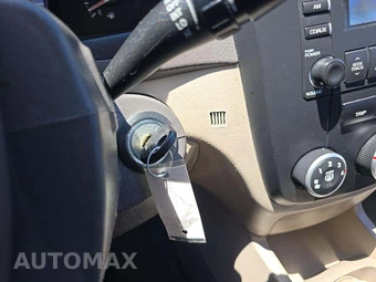 2009 Kia Spectra EX Sedan – miniatura 8