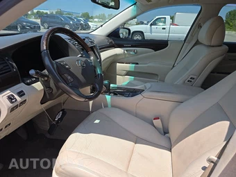 2009 Lexus LS 460 – miniatura 7