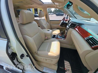 2009 Lexus LX 570 – miniatura 19