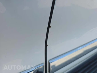 2009 Lexus LX 570 – miniatura 27