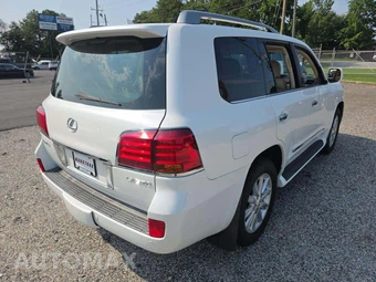 2009 Lexus LX 570 – miniatura 3