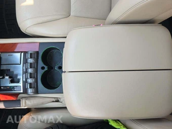 2009 Lexus LX 570 – miniatura 31