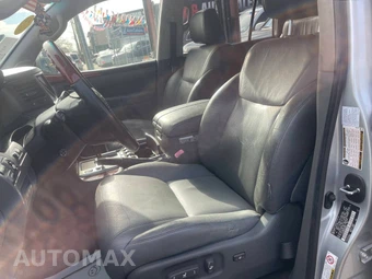 2009 Lexus LX 570 - miniatura 46