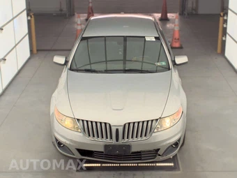 2009 Lincoln MKS – miniatura 2