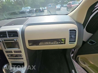 2009 Lincoln MKX – miniatura 19