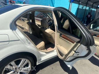2009 Mercedes-Benz C 300 4MATIC – miniatura 14