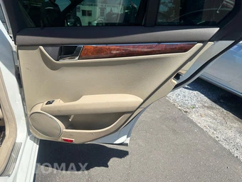 2009 Mercedes-Benz C 300 4MATIC – miniatura 27