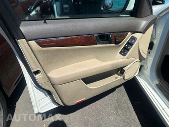 2009 Mercedes-Benz C 300 4MATIC – miniatura 8