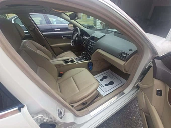 2009 Mercedes-Benz C 300 4MATIC – miniatura 18