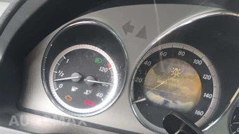 2009 Mercedes-Benz C 300 – miniatura 39