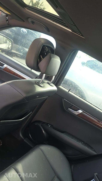 2009 Mercedes-Benz C 300 – miniatura 48