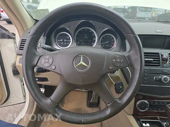2009 Mercedes-Benz C 300 – miniatura 10