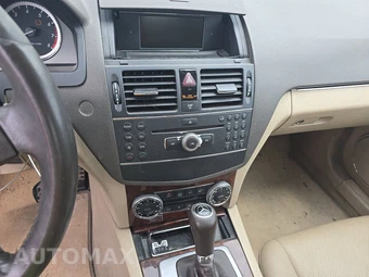 2009 Mercedes-Benz C 300 – miniatura 11