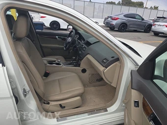 2009 Mercedes-Benz C 300 – miniatura 8