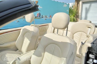 2009 Mercedes-Benz CLK 350 Convertible - miniatura 13