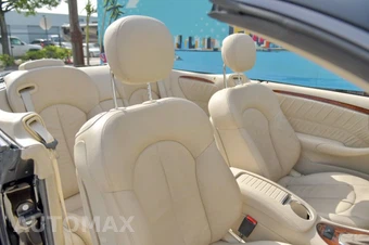 2009 Mercedes-Benz CLK 350 Convertible - miniatura 34