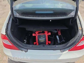 2009 Mercedes-Benz CLS 550 – miniatura 15