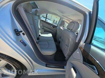 2009 Mercedes-Benz E 350 Sedan - miniatura 17