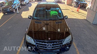 2009 Mercedes-Benz ML 63 AMG - miniatura 2