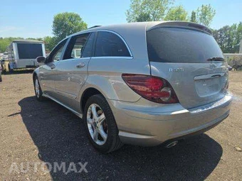 2009 Mercedes-Benz R 320 BlueTEC - miniatura 2