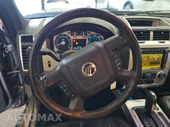 2009 Mercury Mariner Premier - miniatura 10