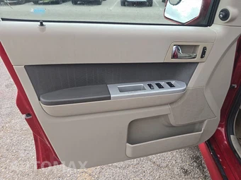 2009 Mercury Mariner Premier - miniatura 9