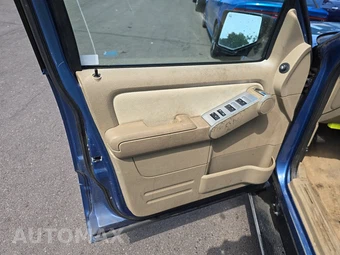 2009 Mercury Mountaineer Premier - miniatura 9