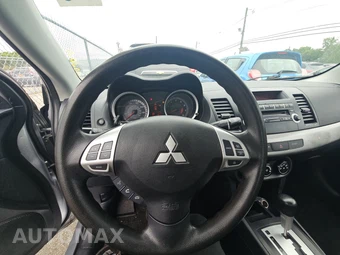 2009 Mitsubishi Lancer ES – miniatura 10