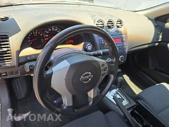 2009 Nissan Altima 2.5 S Coupe – miniatura 11