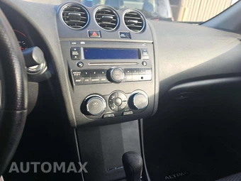2009 Nissan Altima 2.5 S Coupe - miniatura 10