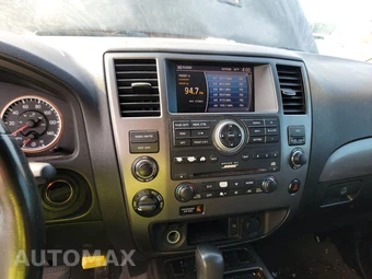 2009 Nissan Armada SE – miniatura 11
